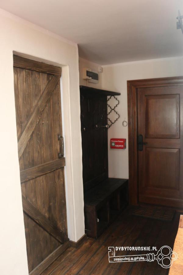 Gotyk Na Dotyk Z Tarasem Na Dachu Apartment Torun Ngoại thất bức ảnh