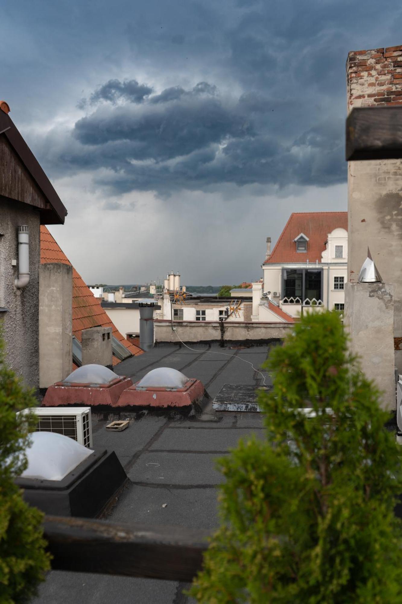 Gotyk Na Dotyk Z Tarasem Na Dachu Apartment Torun Ngoại thất bức ảnh
